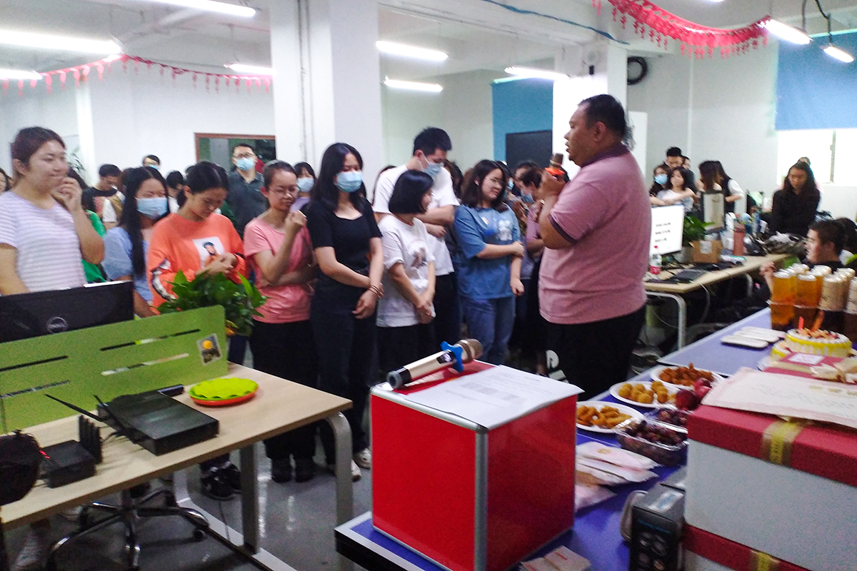 咖啡香茶相伴，悠享惬意午后